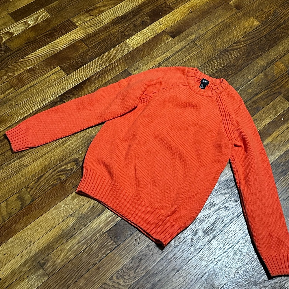 Chunky H&M ORANGE sweater size s